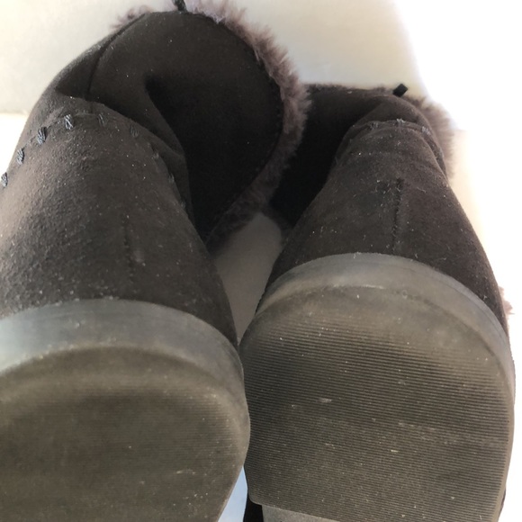 Old Navy suede & fur black booties size 9 - Picture 12 of 12